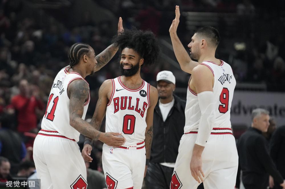 與隊友合作 與隊友合作