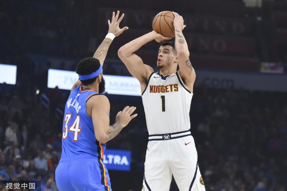 们对运动员 们对运动员